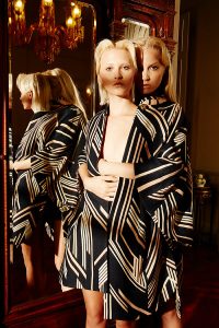 08-1345-ELLE-8012016