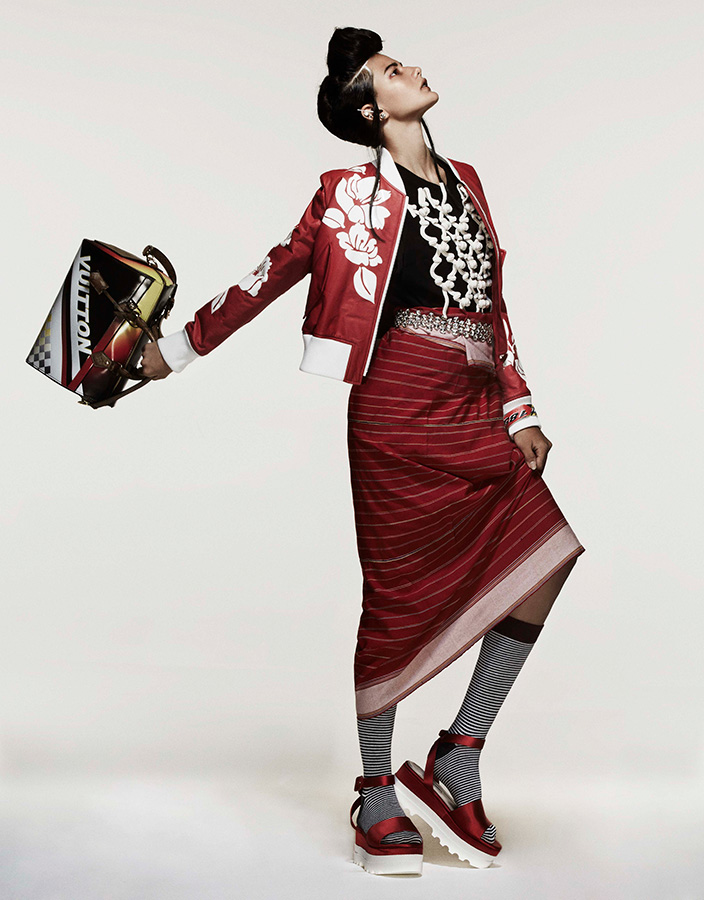 s02-ELLE-FASHIONSET-12-0102