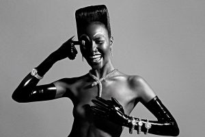 s04-ELLE-J-0400-1-final