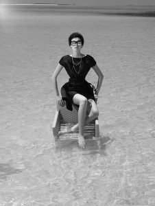 s04 FENDI X ELLE 0408