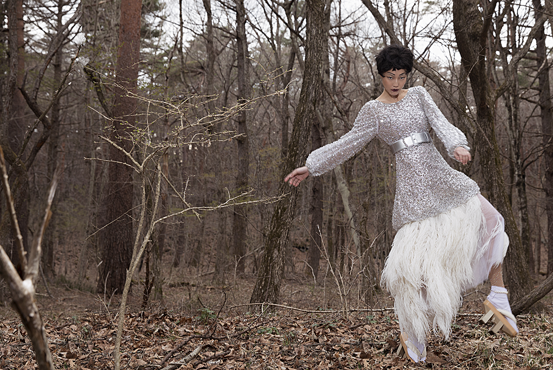 s08 ELLE x CHANEL JP 1612