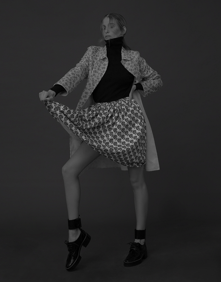 s09 ELLE FS JAN 17 1081