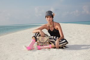 s09 FENDI X ELLE 1084