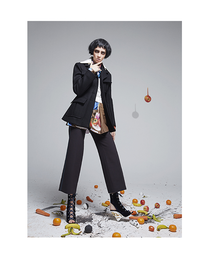 s12 ELLE @boxshot P'Lik 1206 rt besok